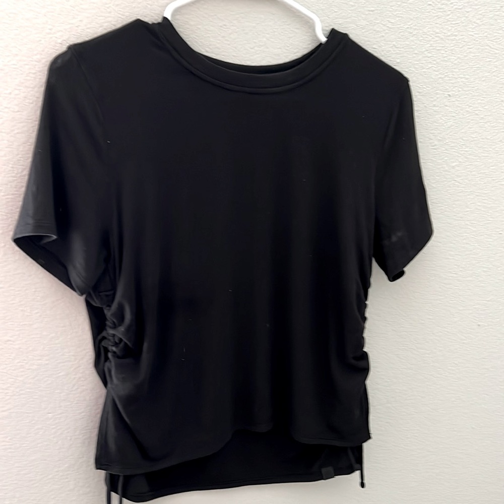 Size 8 lululemon Workout Top